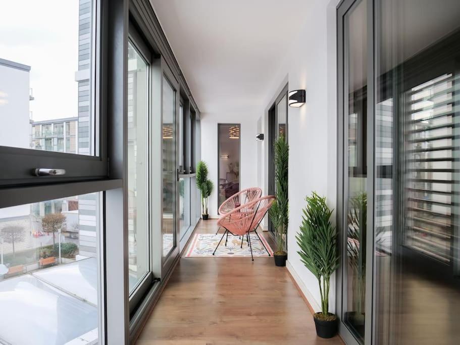 Stylish Urban Sanctuary With Parking Apartman London Kültér fotó