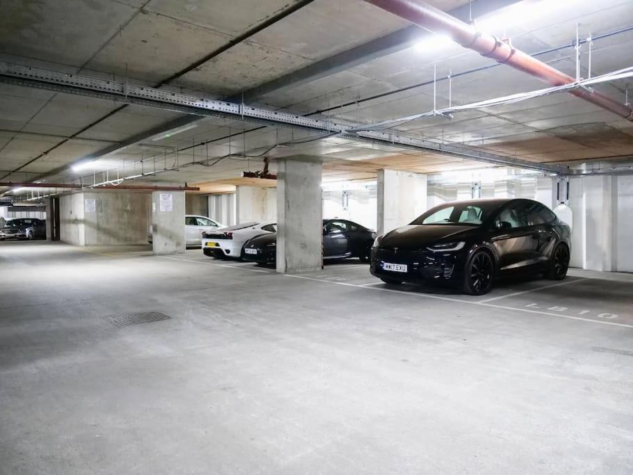 Stylish Urban Sanctuary With Parking Apartman London Kültér fotó