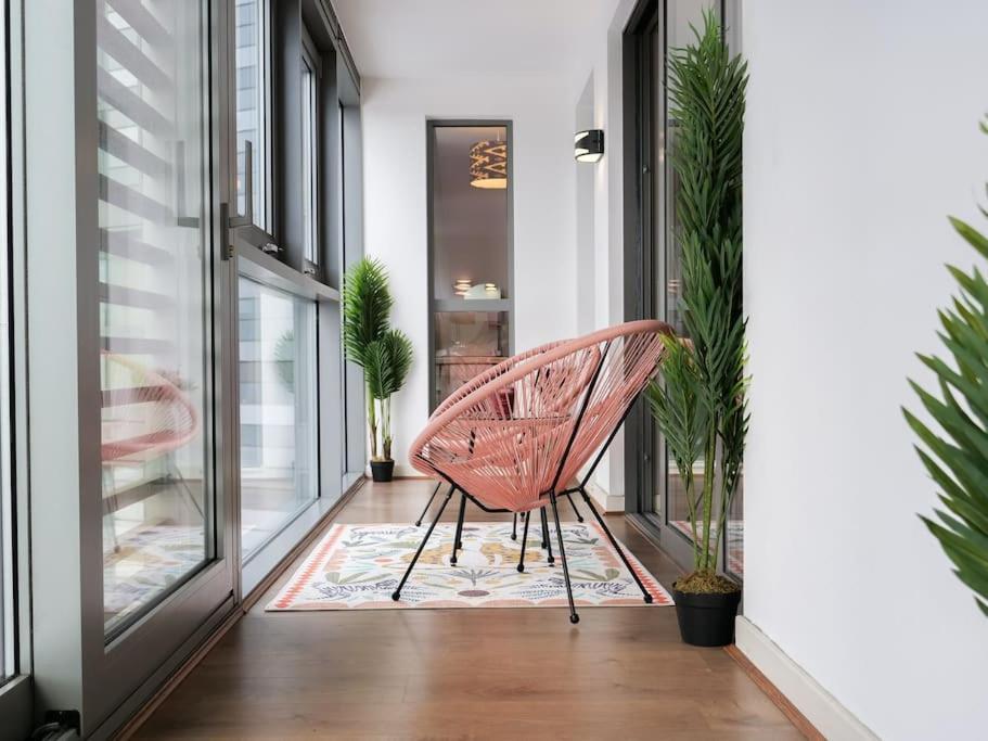 Stylish Urban Sanctuary With Parking Apartman London Kültér fotó